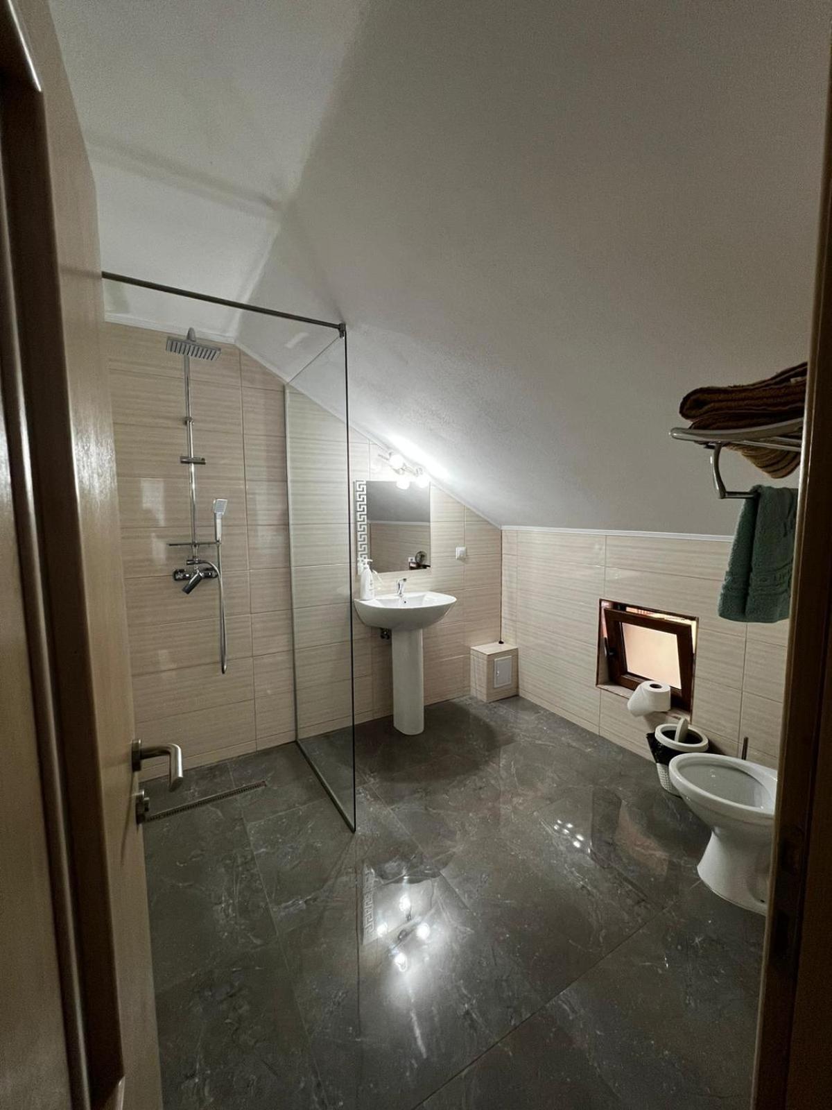 Casa Bujor De Munte Dragoslavele Hotel Ngoại thất bức ảnh
