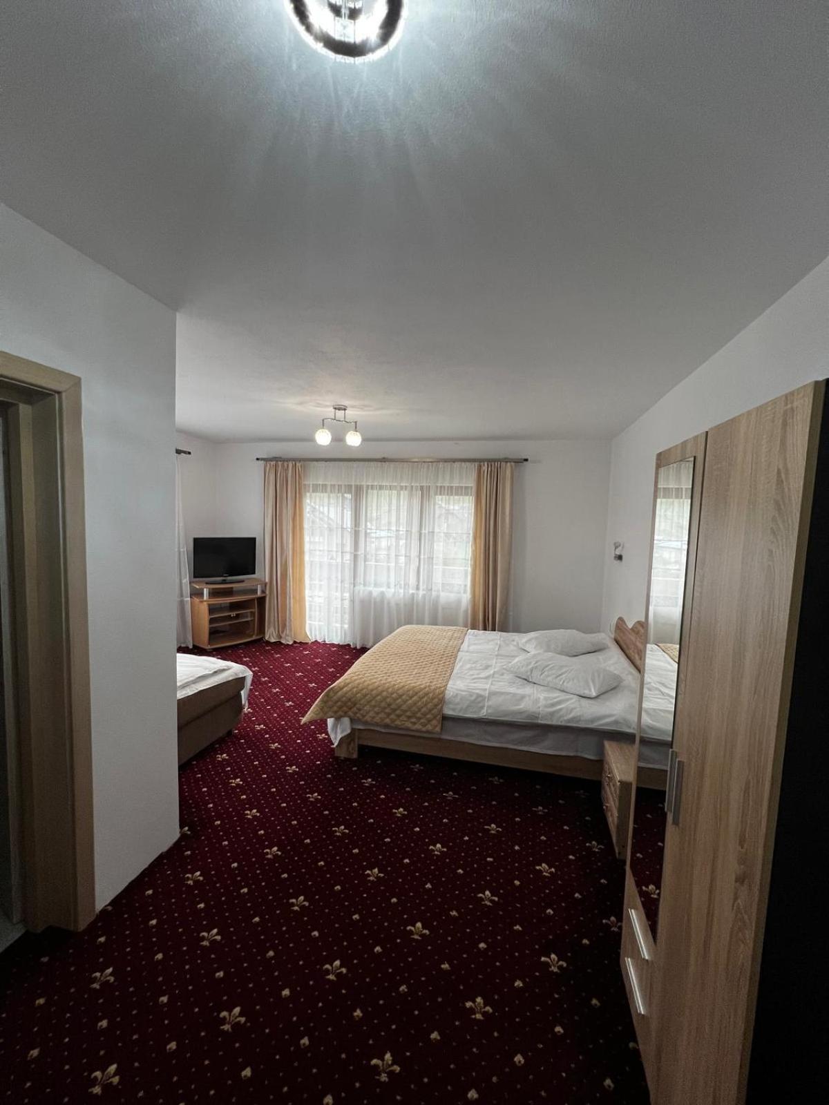Casa Bujor De Munte Dragoslavele Hotel Ngoại thất bức ảnh
