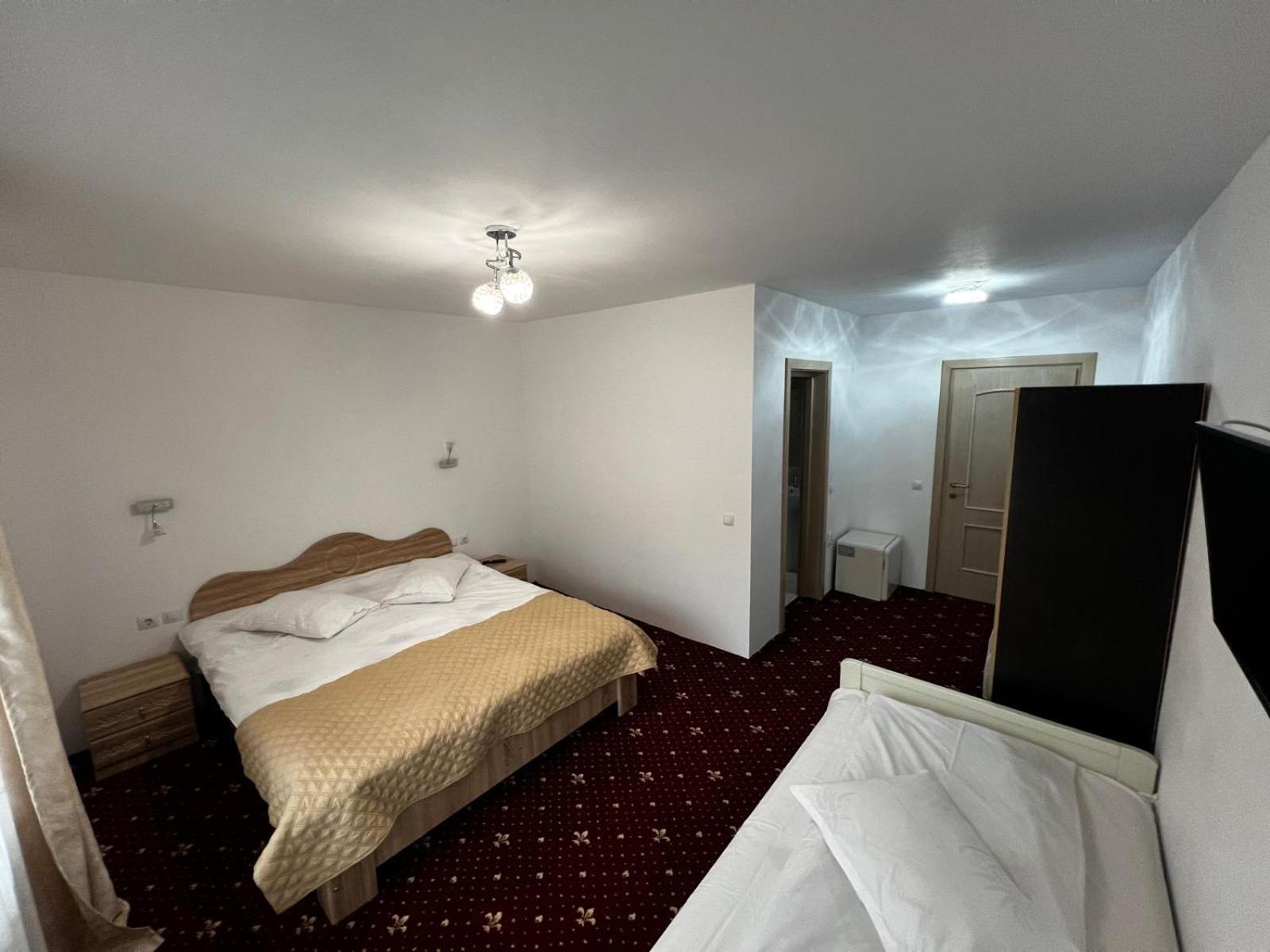 Casa Bujor De Munte Dragoslavele Hotel Ngoại thất bức ảnh
